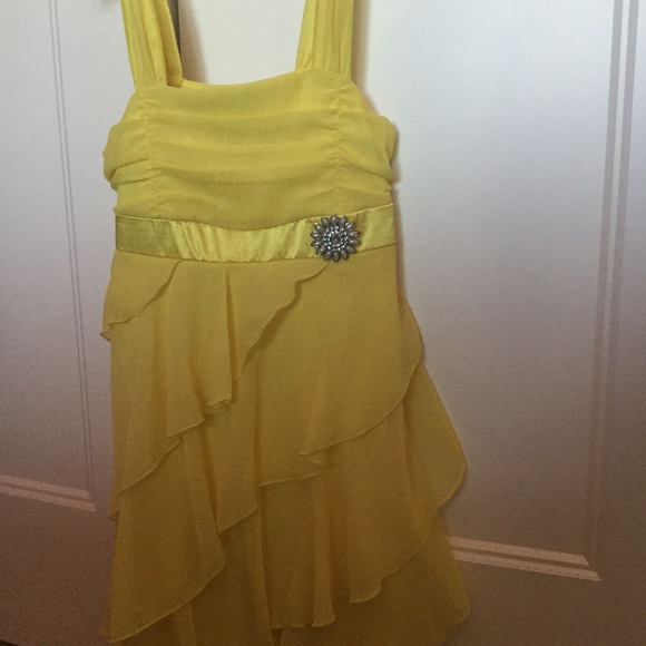 Amy Byer Other - 🌹💐HP☘ Amy Byer girls size 10yellow dress